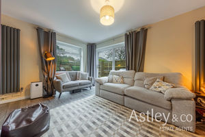 lounge- click for photo gallery